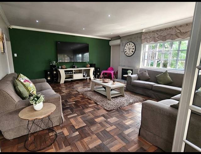 4 BEDROOM HOUSE FOR SALE IN THREE RIVERS PROPER